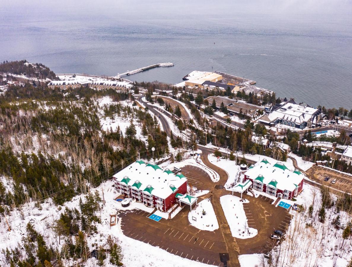 Les Pavillons Du Petit Manoir Du Casino Hotel La Malbaie Buitenkant foto