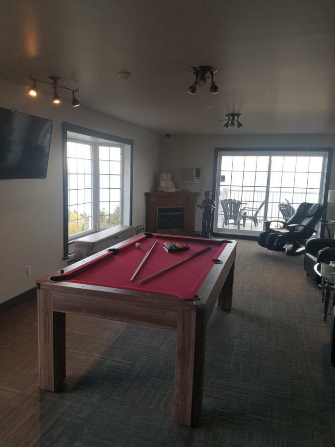 Les Pavillons Du Petit Manoir Du Casino Hotel La Malbaie Buitenkant foto