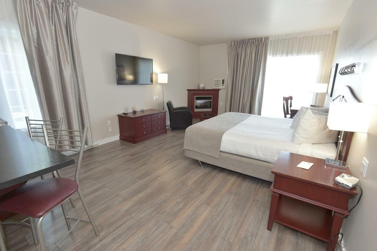 Les Pavillons Du Petit Manoir Du Casino Hotel La Malbaie Buitenkant foto